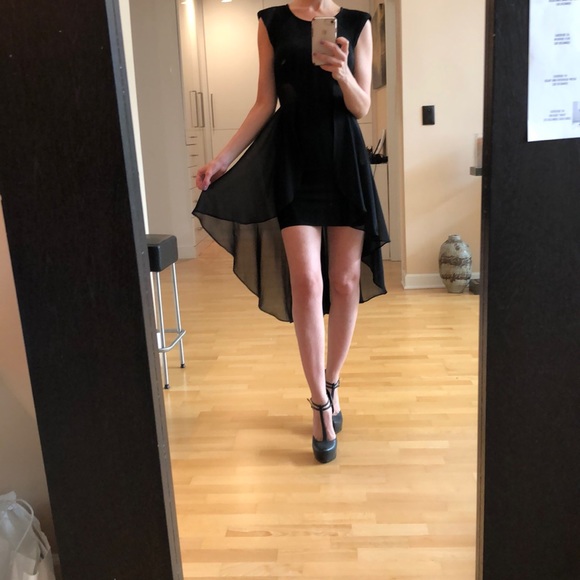 Bebe high-low dress in black - Picture 4 of 6